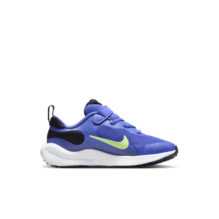 NIKE REVOLUTION 7