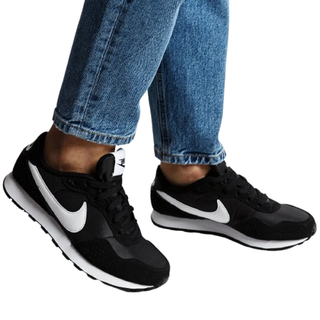 NIKE MD VALIANT