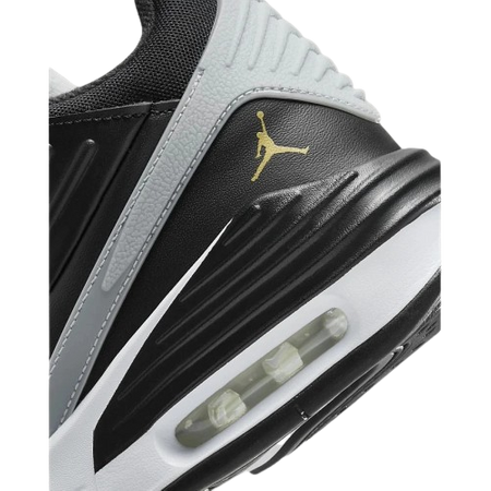 NIKE JORDAN MAX AURA 5