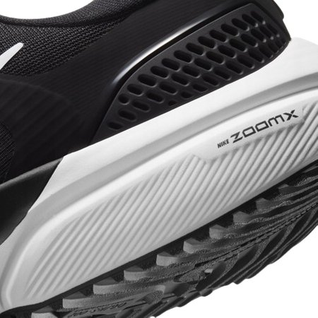 NIKE AIR ZOOM VOMERO 15