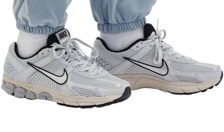 NIKE ZOOM VOMERO 5