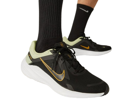 NIKE QUEST 5