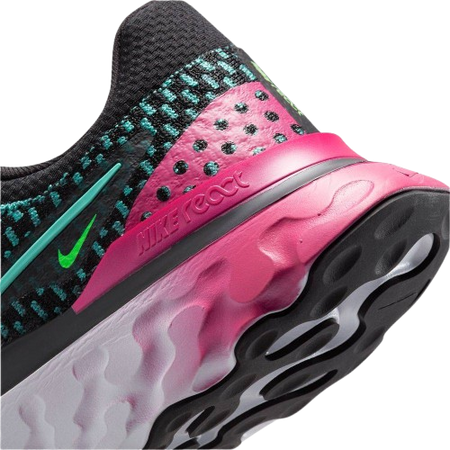 W NIKE REACT INFINITY RUN FK 3
