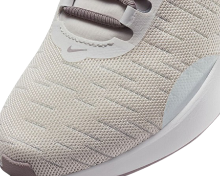 W NIKE RENEW SERENITY RUN PRM