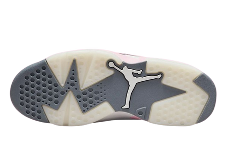 NIKE WMNS JORDAN MVP