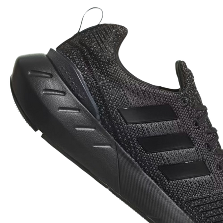 ADIDAS SWIFT RUN 22
