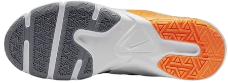 NIKE LEGEND ESSENTIAL 2