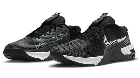 NIKE METCON 8