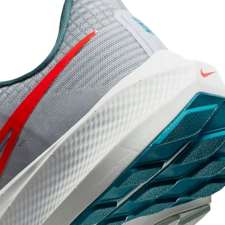 NIKE AIR ZOOM PEGASUS 39