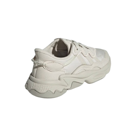 ADIDAS OZWEEGO