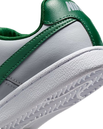 NIKE COURT ROYALE (PSV)