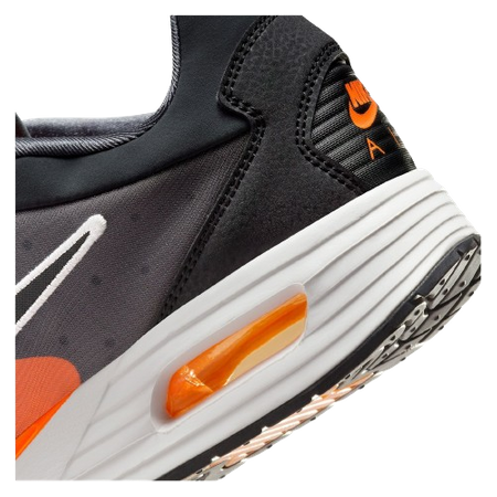 NIKE AIR MAX SOLO SE