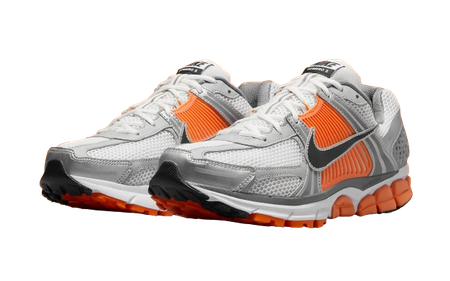 NIKE ZOOM VOMERO 5