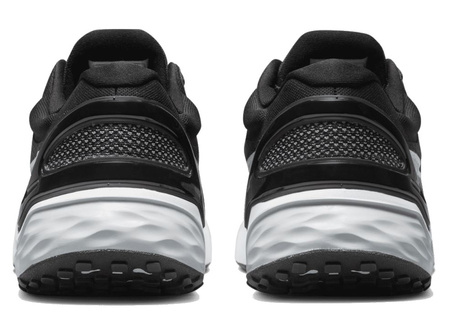 NIKE RENEW RUN 3