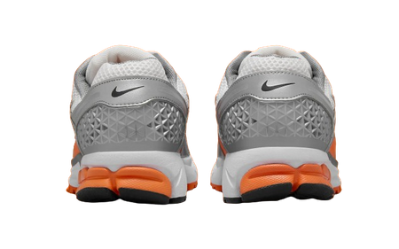 NIKE ZOOM VOMERO 5