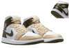 NIKE WMNS AIR JORDAN 1 MID