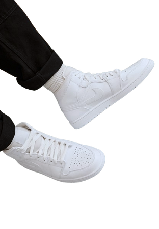 NIKE AIR JORDAN 1 MID