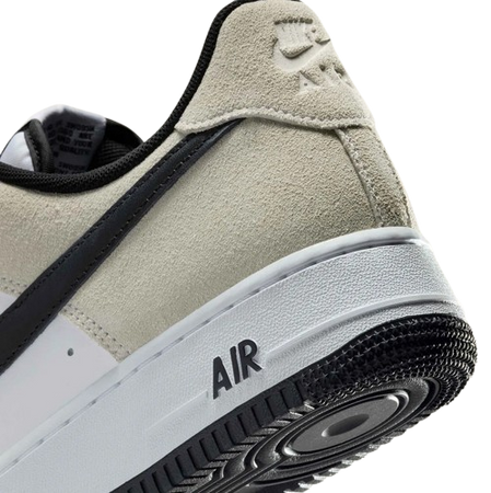 NIKE AIR FORCE 1 '07 LV8