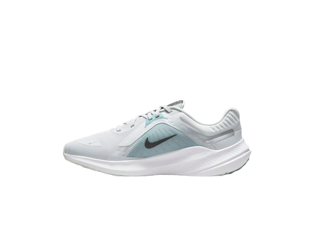 NIKE QUEST 5