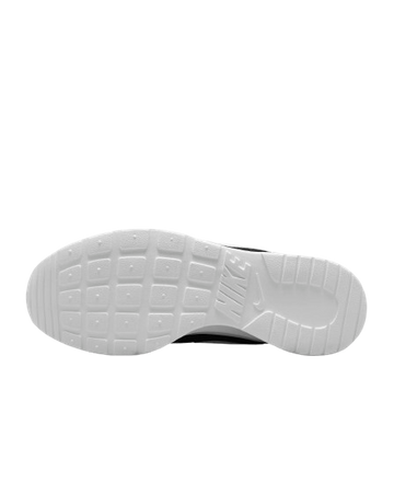 NIKE WMNS TANJUN FLYEASE