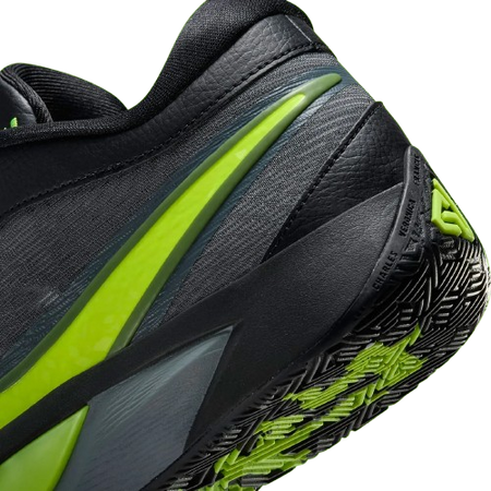 NIKE GIANNIS FREAK 6