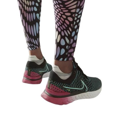 W NIKE REACT INFINITY RUN FK 3