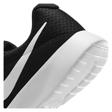 NIKE TANJUN