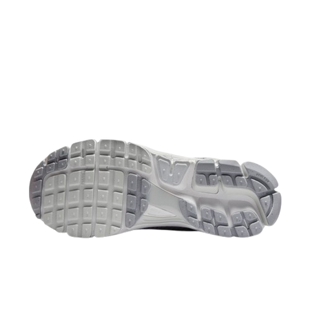 W NIKE ZOOM VOMERO 5