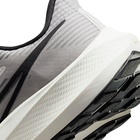 NIKE AIR ZOOM PEGASUS 39