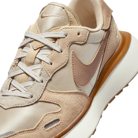 BUTY SPORTOWE NIKE PHOENIX WAFFLE