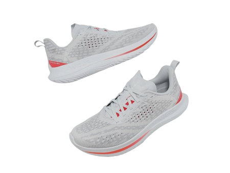 UNDER ARMOUR UA VELOCITI 4
