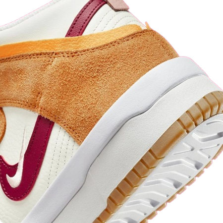 WMNS NIKE DUNK HI UP CSP