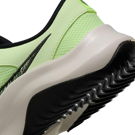 NIKE LEGEND ESSENTIAL 3 NN