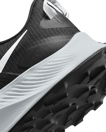NIKE PEGASUS TRAIL 3