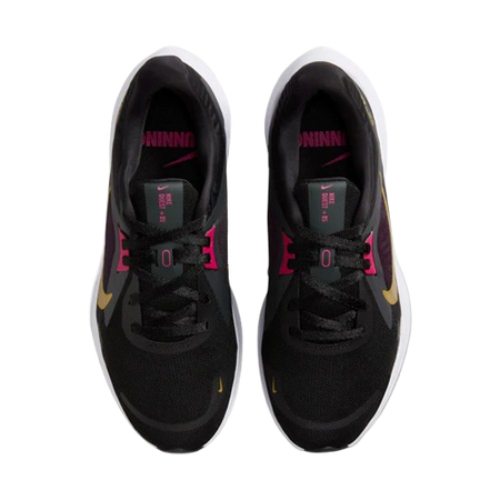 WMNS NIKE QUEST 5