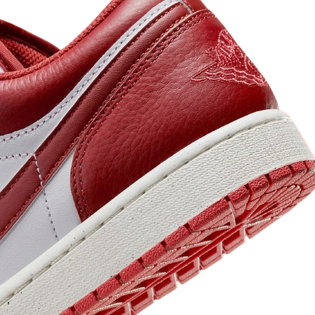 NIKE JORDAN 1 LOW SE