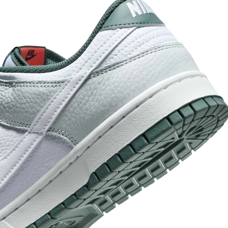 NIKE DUNK LOW RETRO SE