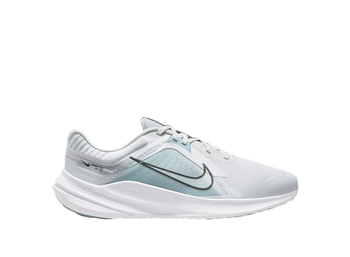 NIKE QUEST 5