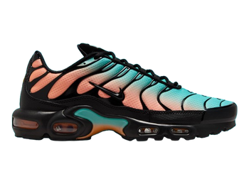 NIKE AIR MAX PLUS