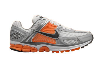 NIKE ZOOM VOMERO 5